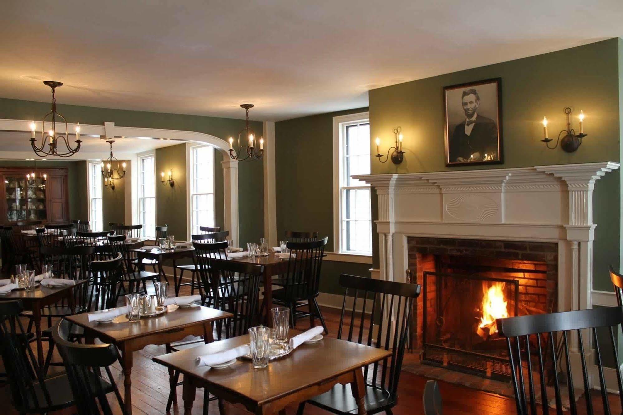 The Buxton Inn Granville Exterior foto